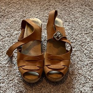 Lotta’s Brown Leather Women's Sandals